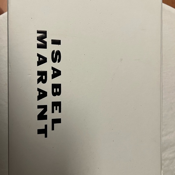 Isabel Marant sandals
!Size 40 but it fits my 38.5 sized feet! - Picture 8 of 8
